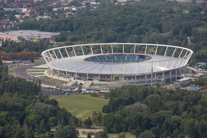 Lewy wraca do kotła czarownic