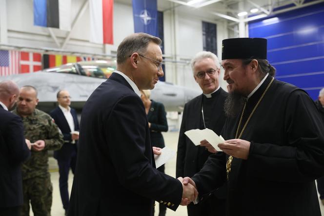 Andrzej Duda w Bazie Lotniczej w Amari