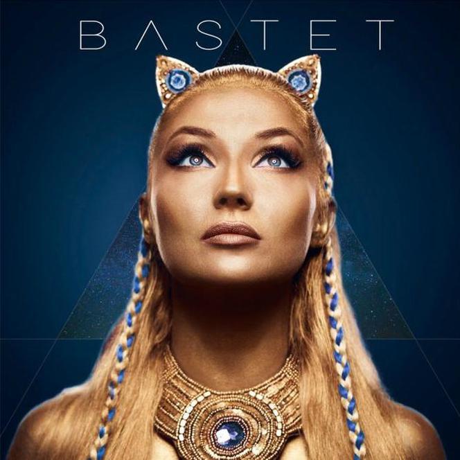 Cleo, Bastet