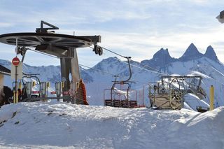 Austria szuka pracowników sezonowych! Kelnerzy i barmani mogą zarobić 3000 euro miesięcznie