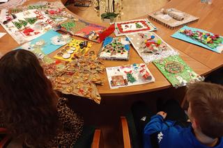 Podsumowanie konkursu na bożonarodzeniową kartkę świąteczną z recyklingu odbyło się w siedzibie Przedsiębiorstwa Energetycznego w Siedlcach