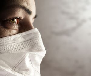 Dynamiczny wzrost dobowej liczby zakażeń! 882 nowych przypadków w kraju, 40 na Pomorzu, 15 w Gdańsku