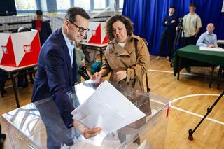 Porównanie stylów żon byłego i obecnego premiera: Iwony Morawieckiej i Małgorzaty Tusk