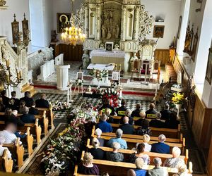 Ostatnia droga Ireny i Tadeusza. Cała wieś płakała na pogrzebie