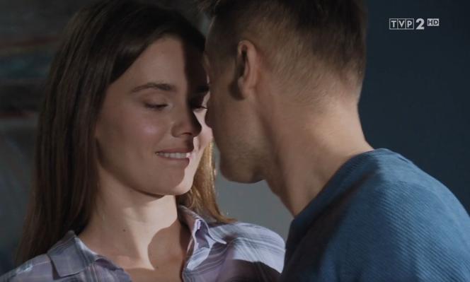 M jak miłość odc. 1648. Franka (Dominika Kachlik), Paweł (Rafał Mroczek)