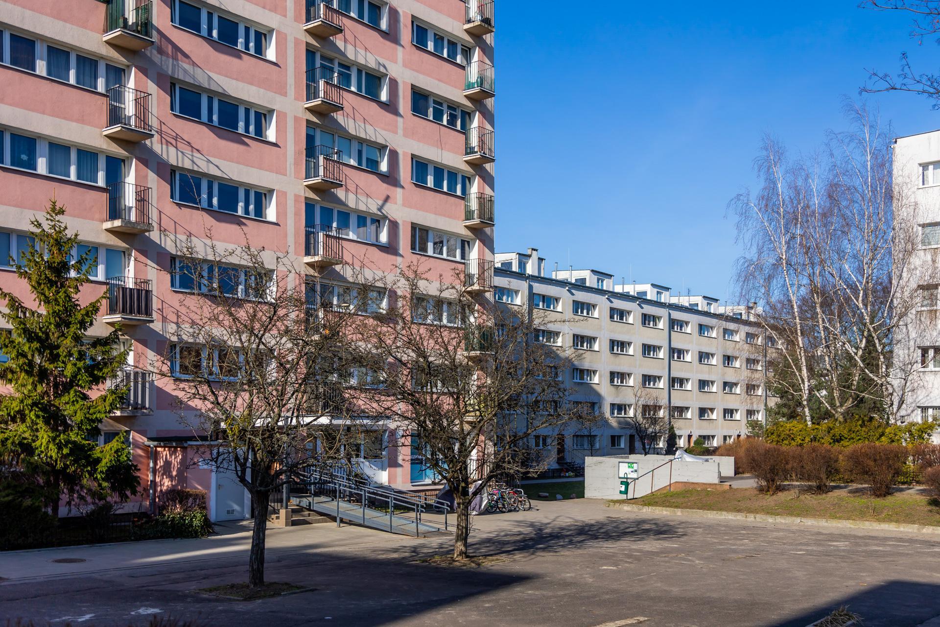 Osiedle Zatrasie - zdjęcia. Zobacz warszawskie osiedle z PRL-u, które zostało zabytkiem