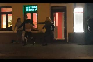 Bitwa dziewczyn o chłopaka