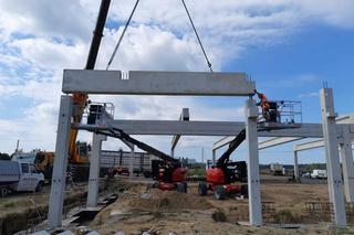 Nowy park handlowy w Olsztynie pnie się w górę. Znamy termin otwarcia! [ZDJĘCIA]