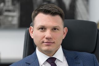 Mentzen się wściekł! Wulgarnie ubliża Hołowni i to publicznie! F***er!