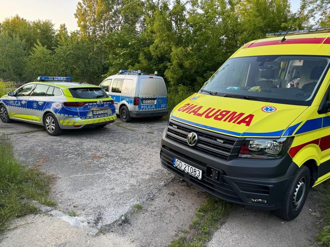 Warszawa: Kobieta i mężczyzna pobici pałką i szpadlem! Pilna akcja służb