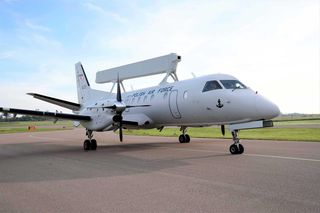 Pierwszy Saab 340AEW już w polskich barwach. Samolot z szachownicami trafi do służby za kilka miesięcy