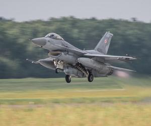 Polski F-16C Jastrząb start