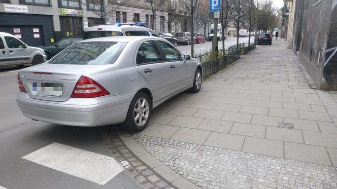 Krakowscy mistrzowie parkowania