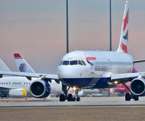 Google Flights udostępnia nową funkcję. Pomaga zaoszczędzić pieniądze