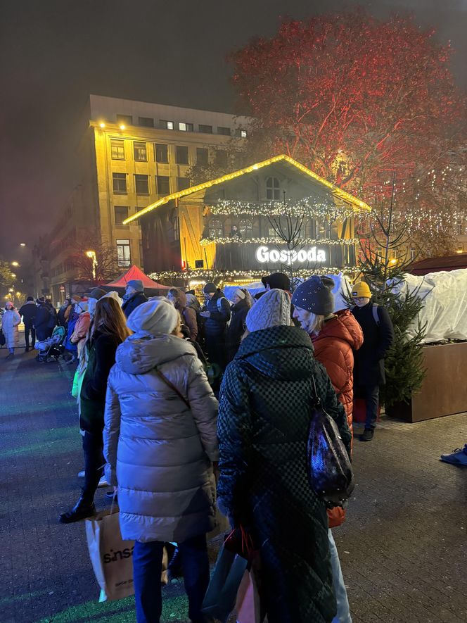 Kolędowanie na placu Wolności