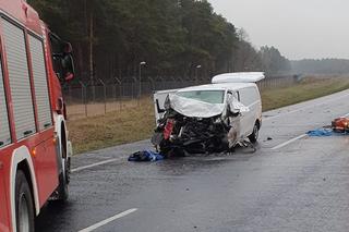 Tragiczny wypadek na obwodnicy Torunia. Trzech mężczyzn zginęło na S10. Zdjęcia od policjantów i strażaków