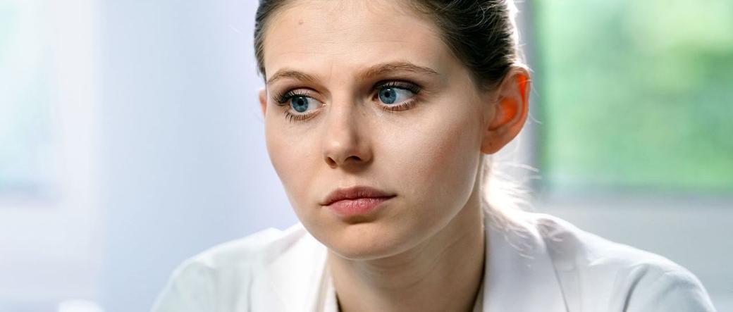 Barwy szczęścia, odcinek 1732, Iwona (Izabela Zwierzyńska)