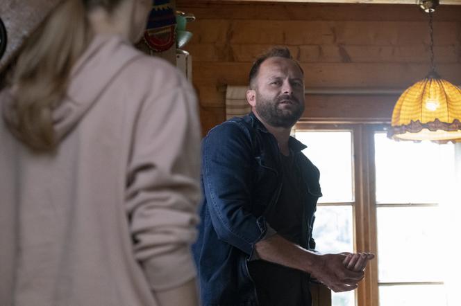 Pułapka 2 sezon odc. 7. Czarny (Leszek Lichota), Elżbieta (Agnieszka Judycka)