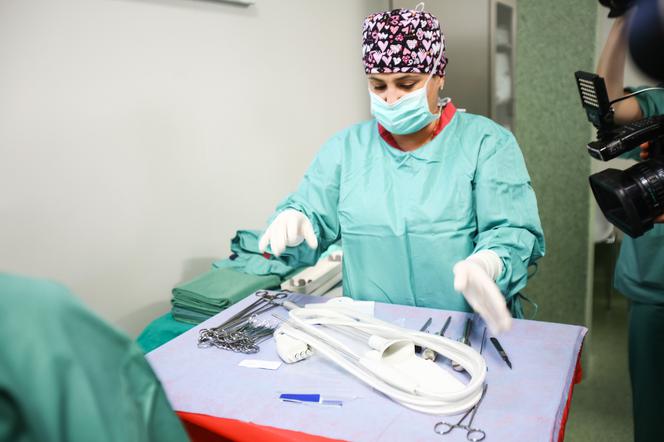 Zrobili operację nożem jak z „Gwiezdnych Wojen"