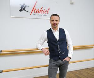 Marcin Hakiel po latach wraca do Tańca z gwiazdami. To tam poznał Cichopek. Co wiadomo o popularnym tancerzu?