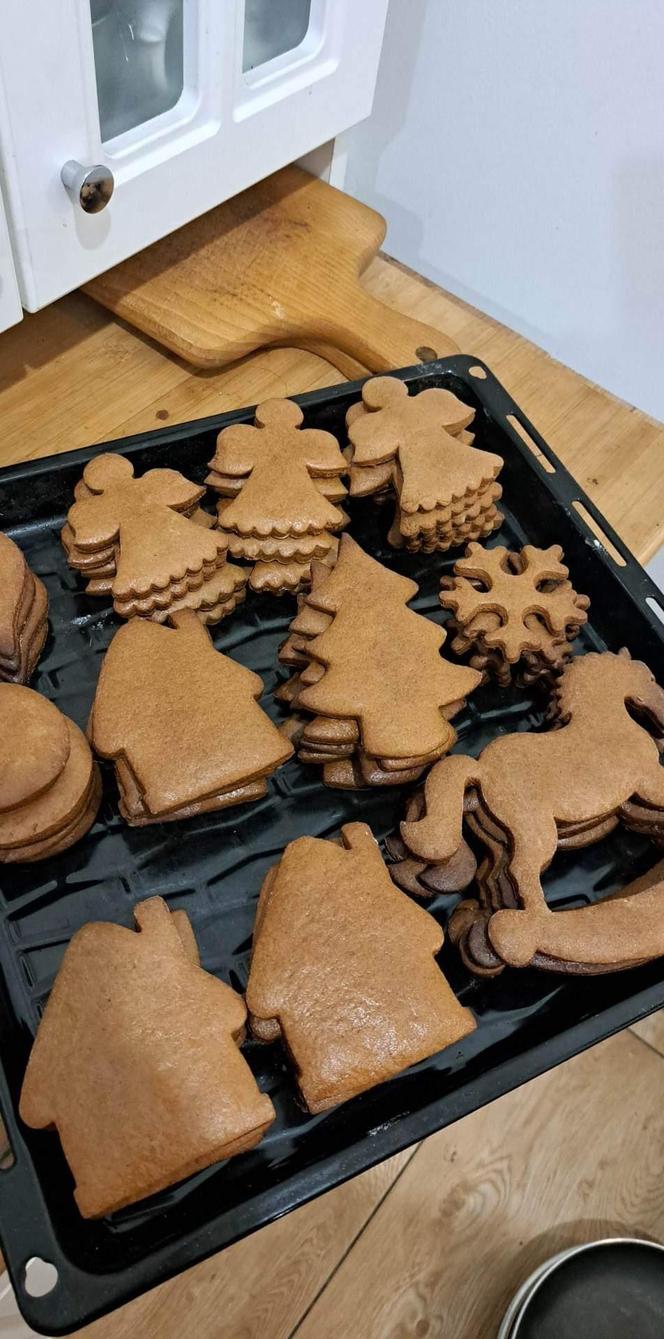 Przepiękne świąteczne pierniczki są w Łubiance pod Toruniem