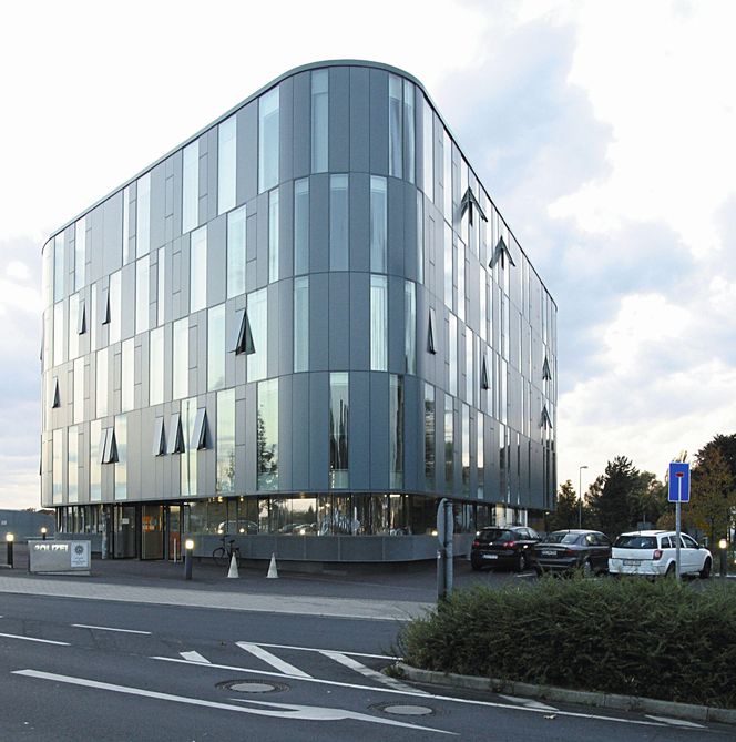 Wentylacja przez fasadę