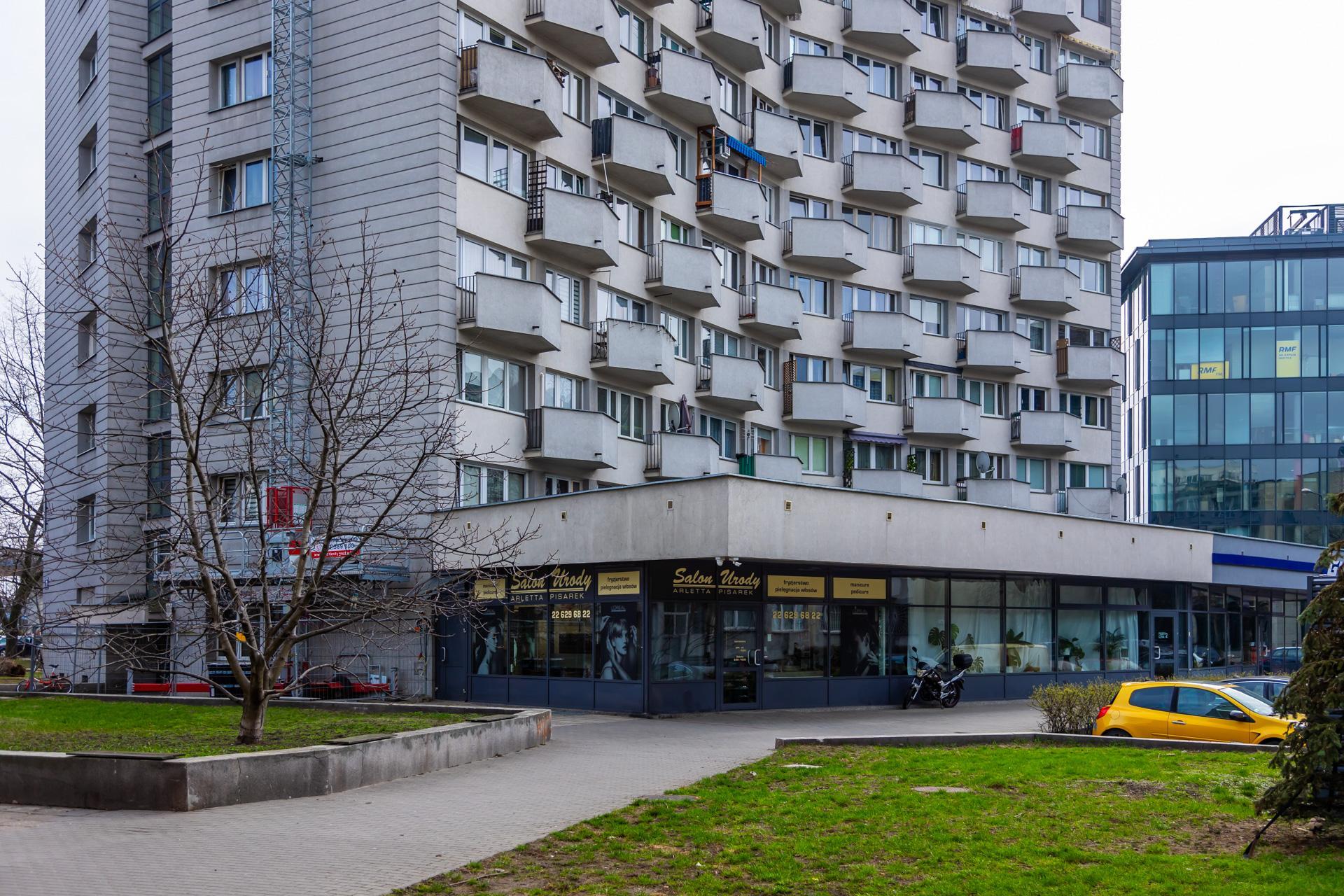 Iksy z Osiedla Torwar - zdjęcia. Jedne z najpiękniejszych bloków PRL w Warszawie
