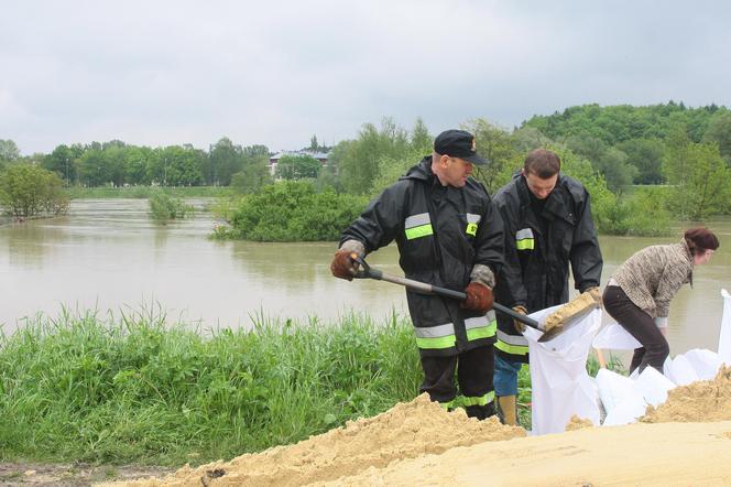 Tak Kraków walczył z ogromną powodzią w 2010