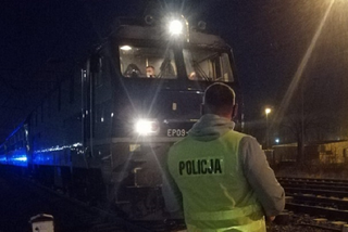 Pruszcz Gdański: ŚMIERĆ na torach! 30-latek ZGINĄŁ pod kołami pociągu pospiesznego