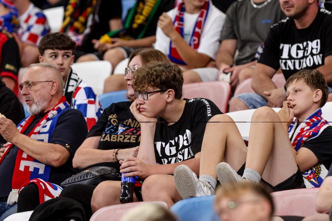 Górnik Zabrze przerwał serię zwycięstw. Porażka na koniec sierpnia i zdruzgotani kibice