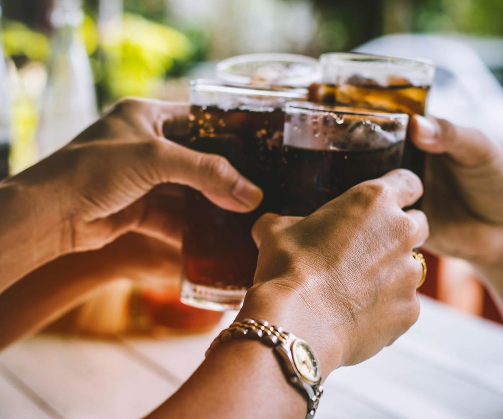 Z cukrem czy bez - nieważne! Ryzyko udaru rośnie o 22 procent, gdy pijesz je regularnie