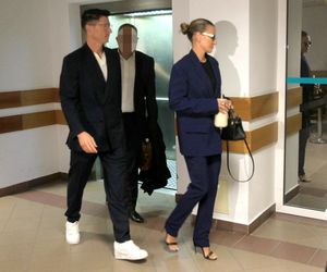 Anna Lewandowska w sądzie. Towarzyszył jej mąż