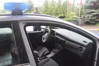 Śląska policja w hybrydowych radiowozach