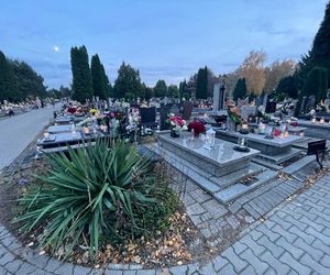 Cmentarz w Łodzi - 1 listopada