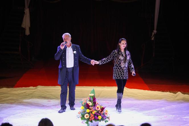 Aneta i Kami Zalewscy - gospodarze Międzynarodowego Festiwalu Sztuki Cyrkowej 