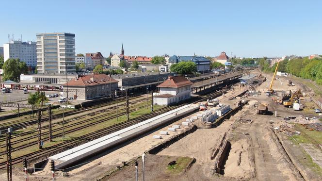 Intensywne prace na stacji Olstzyn Główny. 