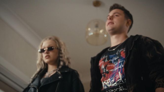 Rodzinka.pl odc. 295 (odc. 8). Kuba (Adam Zdrójkowski), Sonia (Helena Englert)