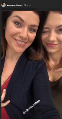 M jak miłość po wakacjach 2018. Kinga (Katarzyna Cichopek), Iza (Adriana Kalska)