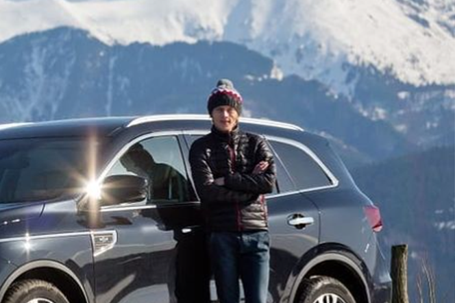 Takim KOLOSEM jeździ Dawid Kubacki. Medalista olimpijski nie boi się ciężkich warunków - ZDJĘCIA