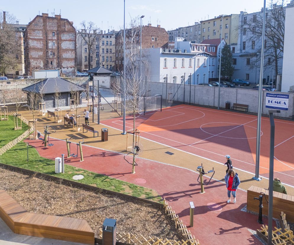 Podwórko Imienia Wszystkich Mieszkańców - Przedmieście Oławskie, Wrocław