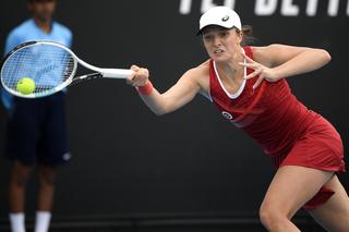 Świątek - Giorgi TRANSMISJA TV NA ŻYWO Australian Open Gdzie obejrzeć Świątek - Giorgi w TV Na jakim programie AO Iga Świątek w TV dzisiaj 10.02.2021