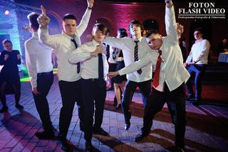 Studniówka w liceum im. Dobiszewskiego [ZDJECIA]