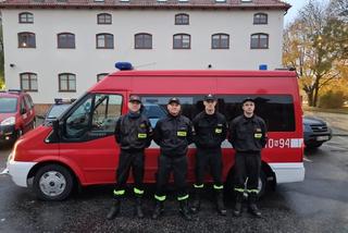 Strażak z Iławy pomaga w szpitalu na Narodowym