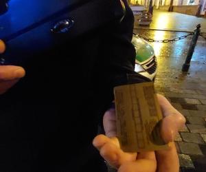 Policjanci skontrolowali taksówki „na aplikację”