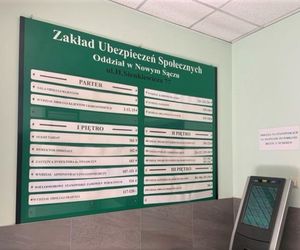 Rodzice mogą już składać wnioski o 300 plus.  Jak to zrobić? 