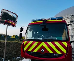 Pożar składowiska śmieci w Tychach. Służby apelują o zamykanie okien