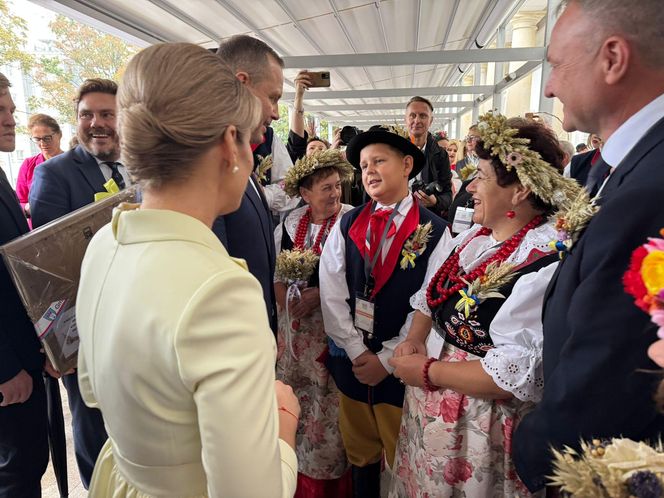 Koło Gospodyń Wiejskich w Puszynie na Dożynkach Prezydenckich w Warszawie