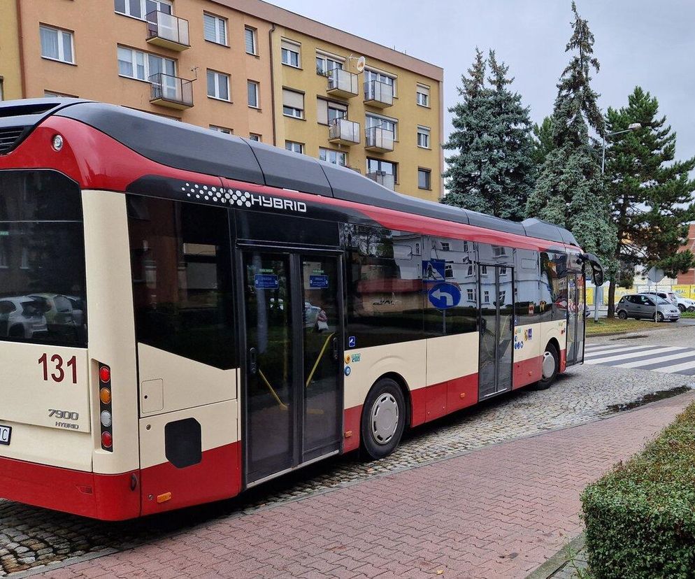 Autobusy komunikacji miejskiej w Lesznie za darmo? Aż tak to nie, ale miasto i MZK przygotowują się do sporych obniżek cen biletów. Jednak nie dla wszystkich.