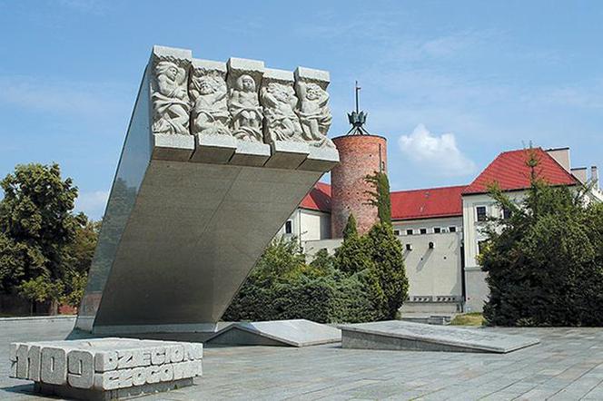 Autor Pomnika Dzieci Głogowskich otrzymał honorowe obywatelstwo