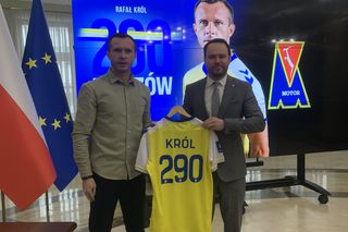 Wojewoda lubelski wręczył medal Rafałowi Królowi. Legendę Motoru Lublin dalej zobaczymy na boiskach regionu 